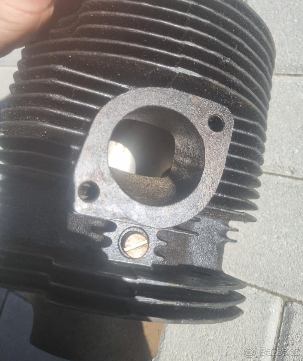 Valec a pist malotraktor tk - 2