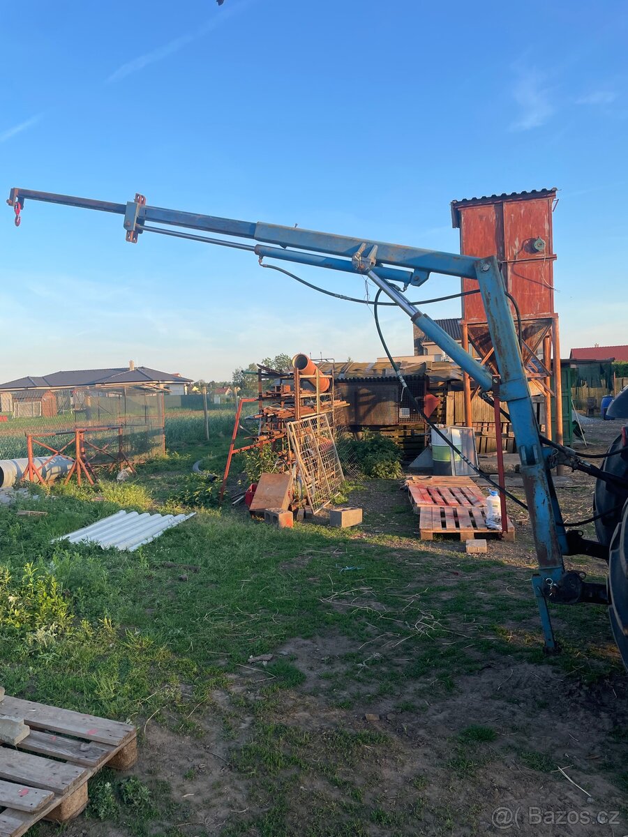 Hydraulická ruka za traktor - 2