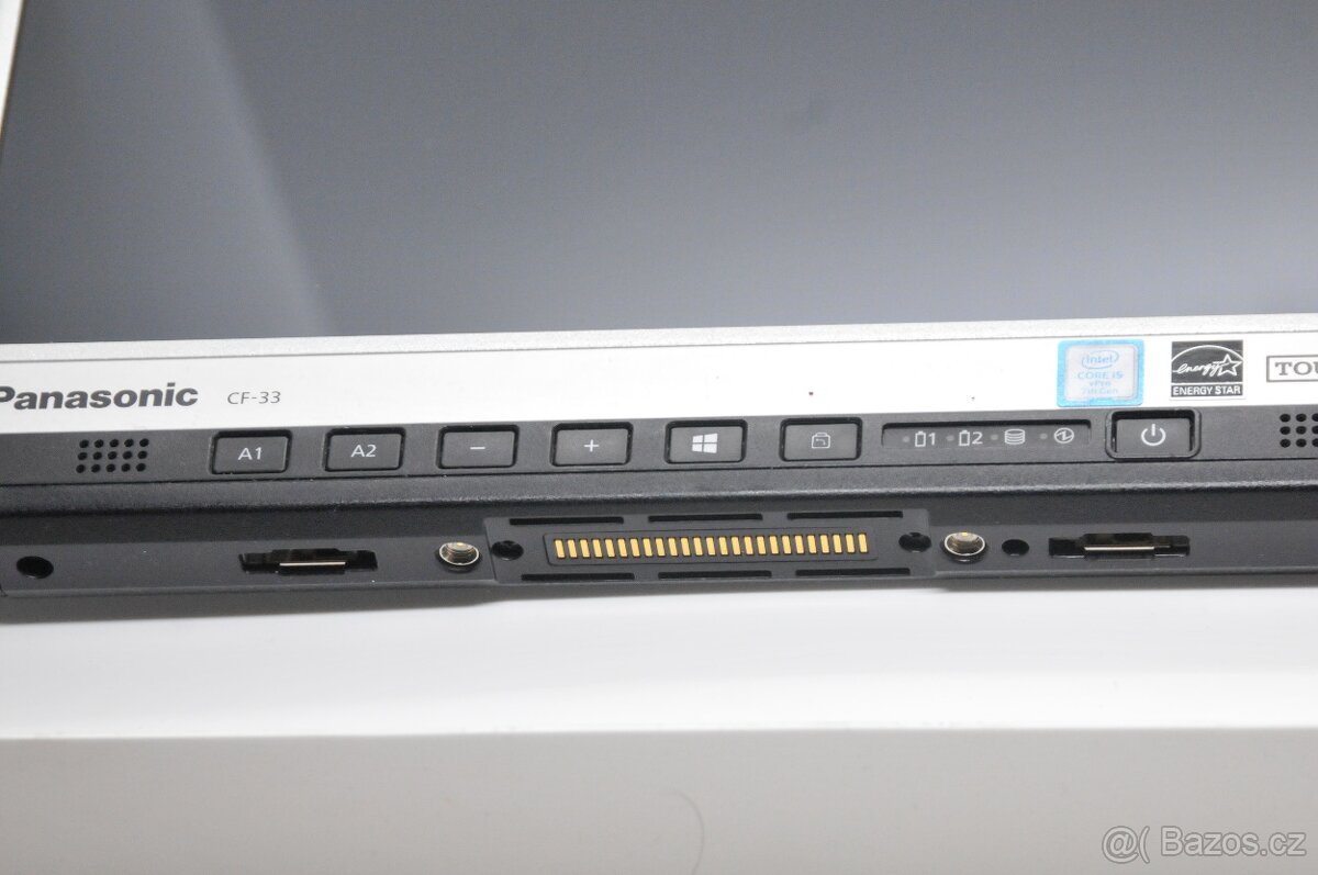Velký průmyslový tablet Panasonic Toughbook CF-33 - 2
