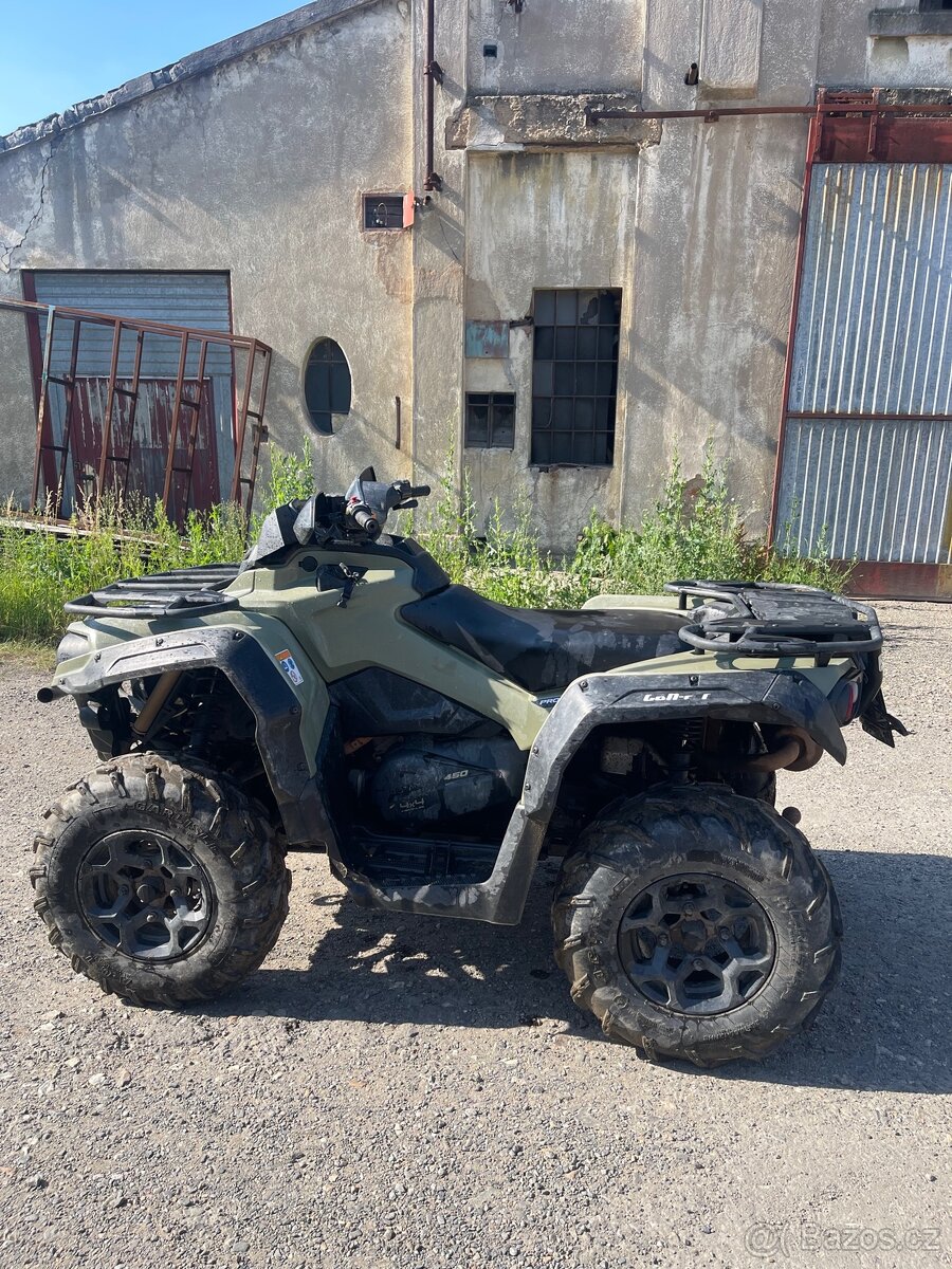 Can am OUTLANDER - 2