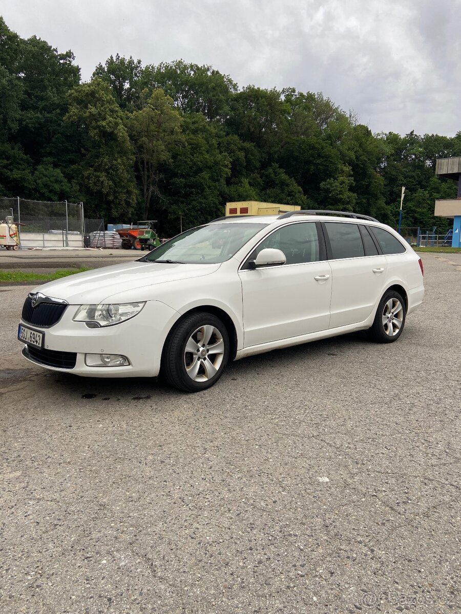 Škoda Superb 2 2.0 TDi kombi - 2