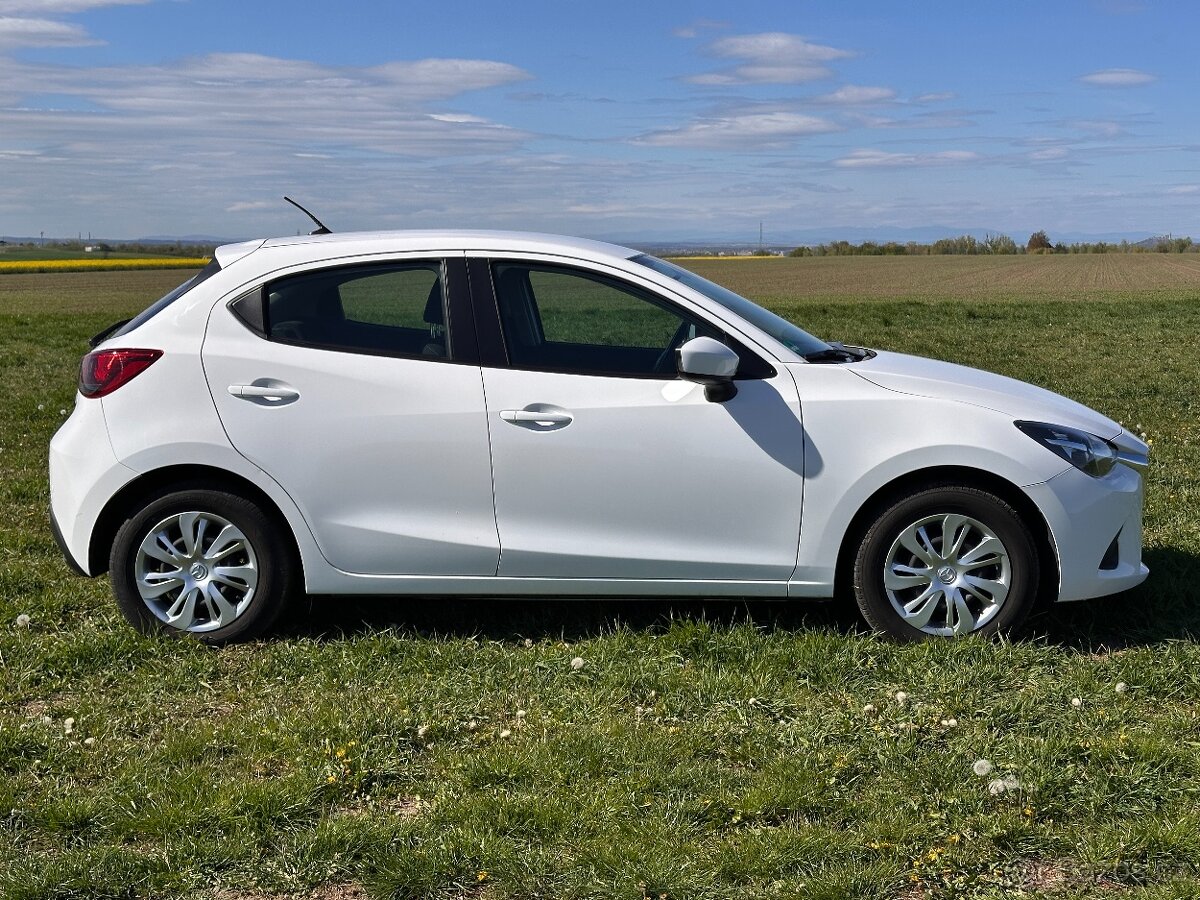 Mazda 2 1.5i Skyactive SERVISKA 1.majitel - 2