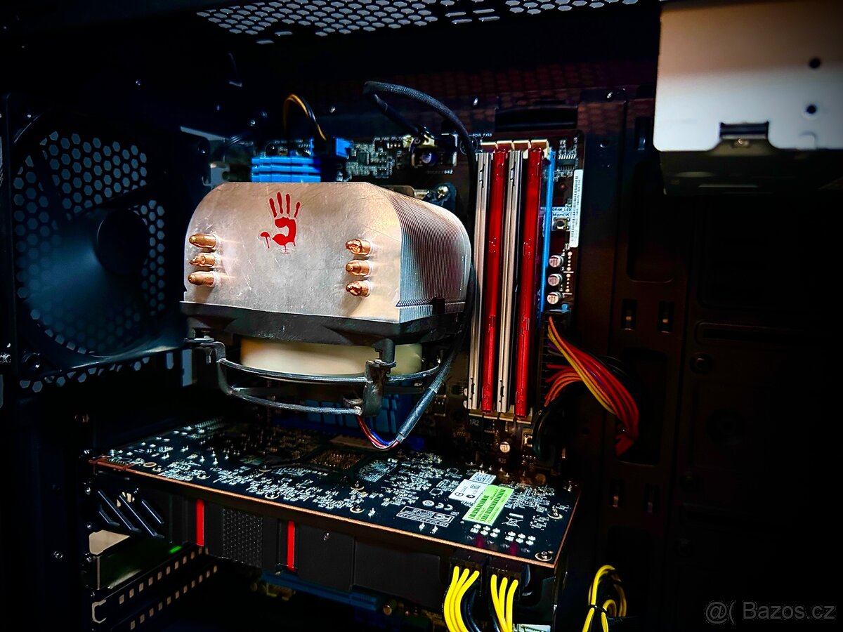 R9 270 2gb - 2
