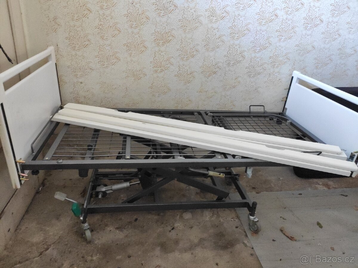 Zdravotní polohovatelné hydraulické lůžko - 2