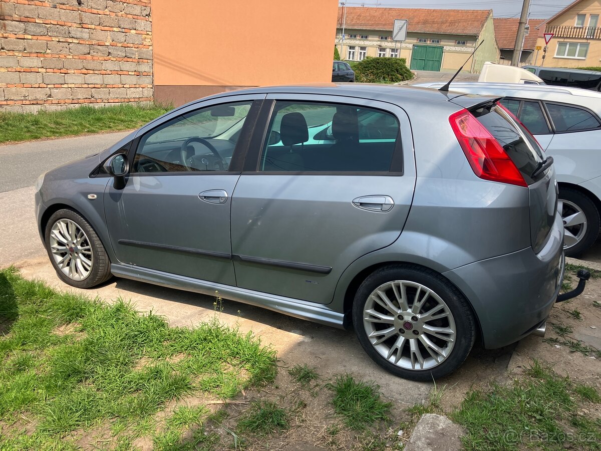 Fiat Grande Punto 1.4 T-Jet - 2