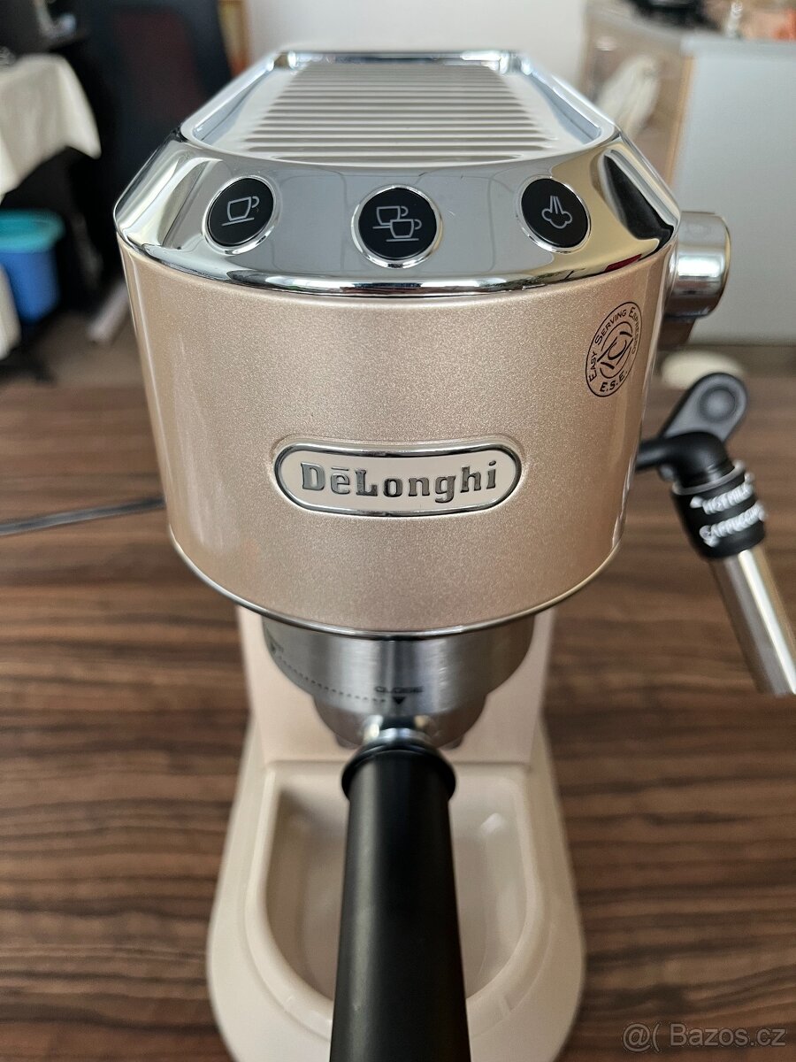 Kávovar DeLonghi EC 785.BG - 2