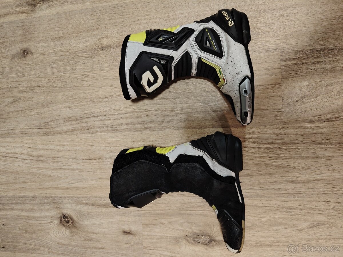 Boty Eleveit velikost 42 - 2