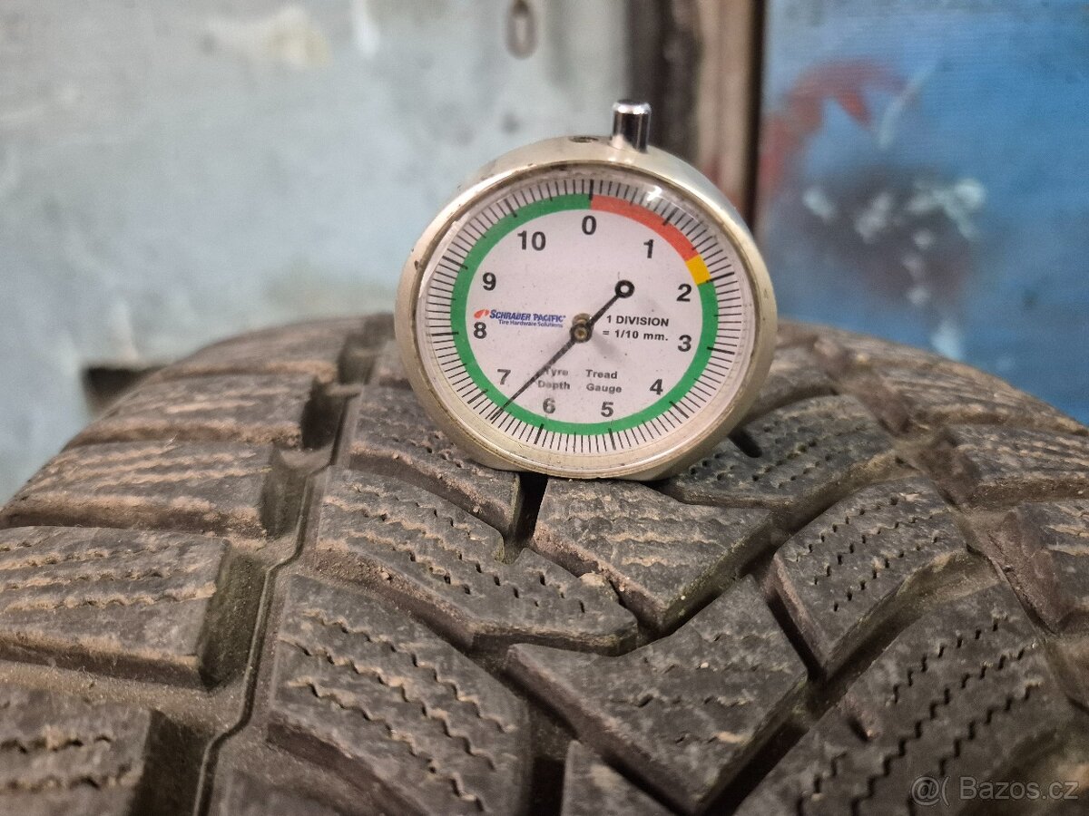 235/45 R18 DUNLOP (6,5mm) č.16270/D3 - 2