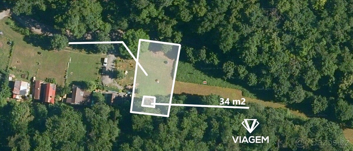 Stavební - komerční 692 m² - 2