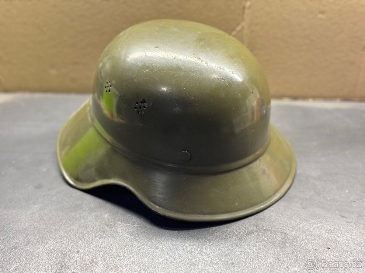 Luftschutz helma gladiátor - 2