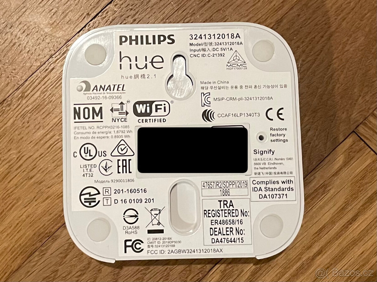 Philips Hue bridge - 2