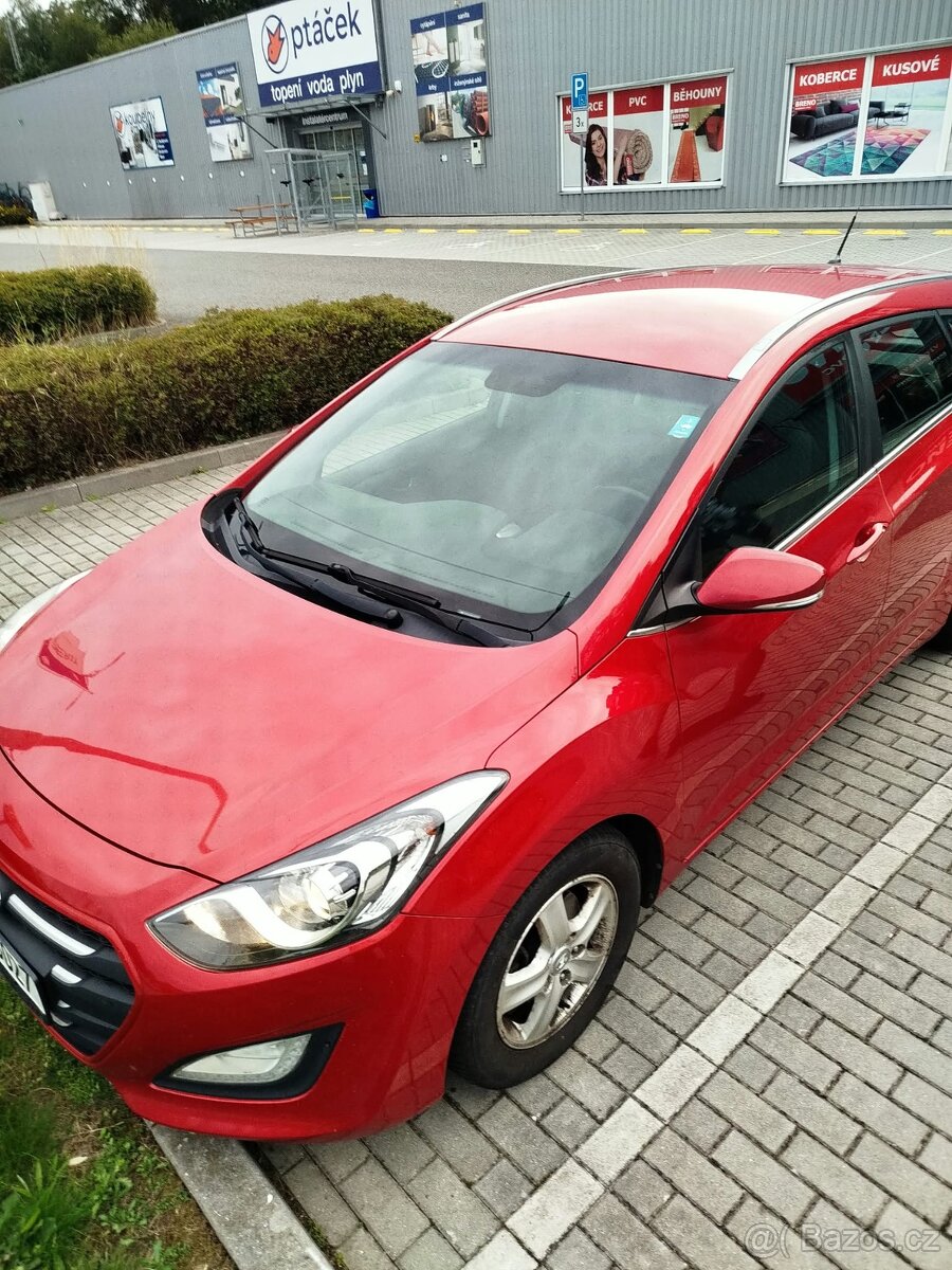Hyundai i30 kombi 1.6 cdti - 2