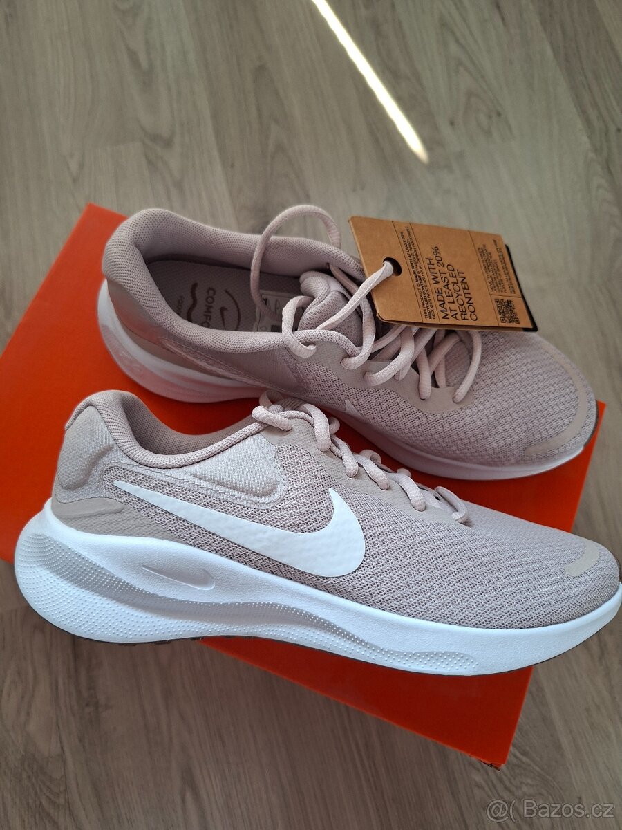 Nove tenisky Nike vel. 38 - 2