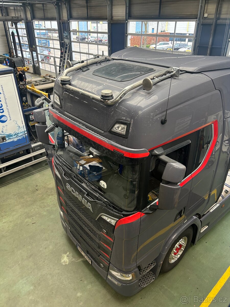 Scania V8 S530 - 2