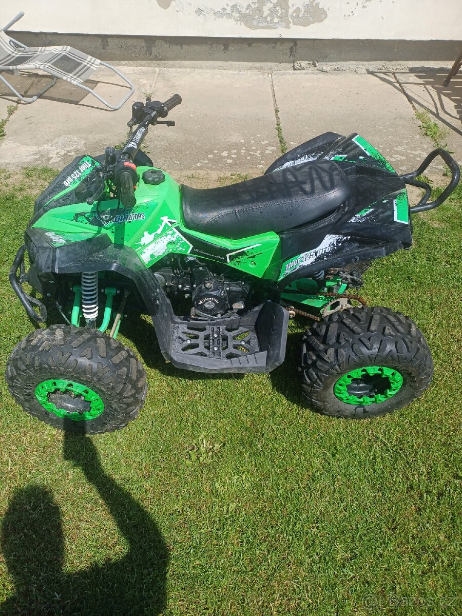 čtyřkolka 125ccm pškozeno