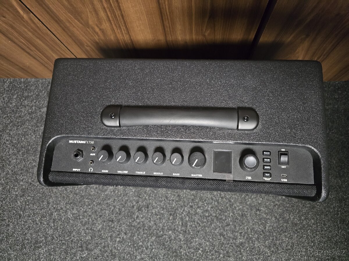 Fender Mustang LT50 - 2