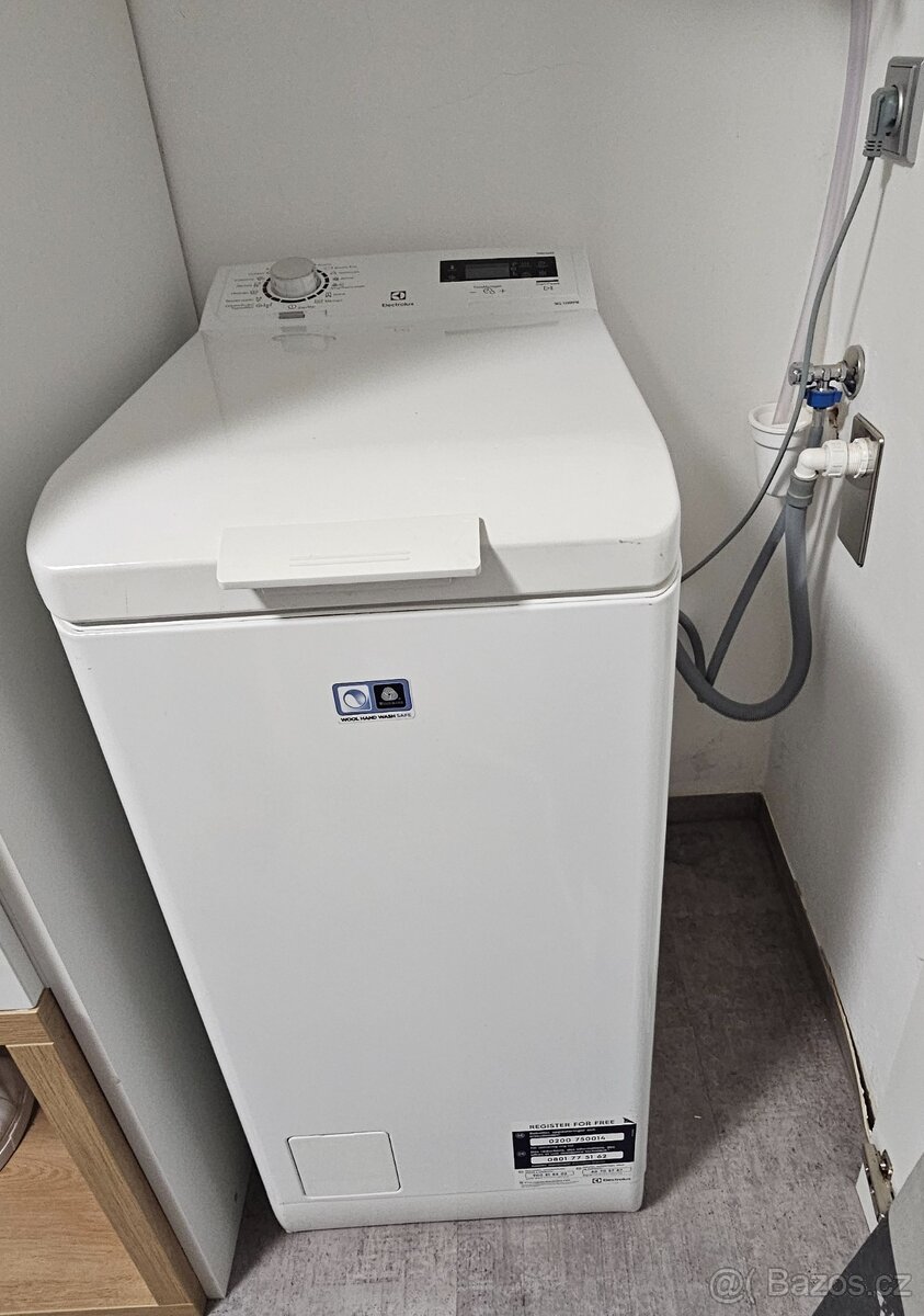 Pračka Elektrolux úzká - 2