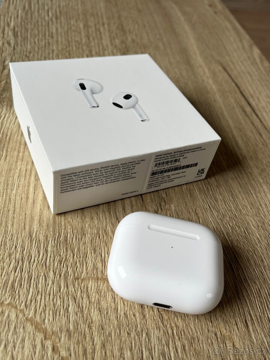 Apple AirPods 3 - 2