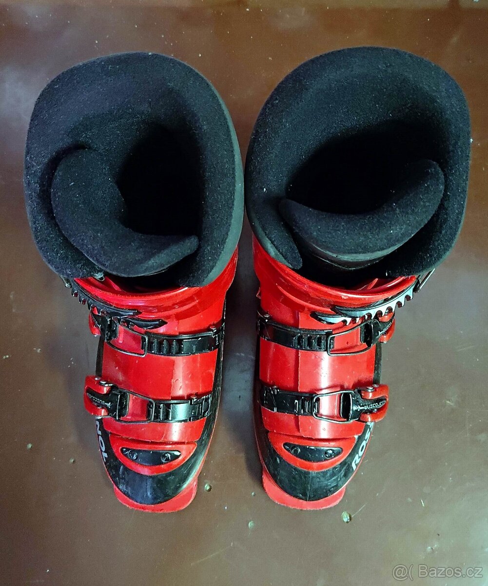 Lyžáky & Lyžařské boty ROSSIGNOL Comp vel. 26,5cm, bota 305 - 2