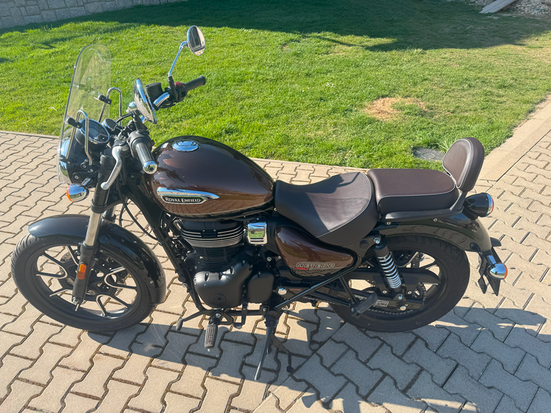 Royal Enfield Meteor 350 - 2