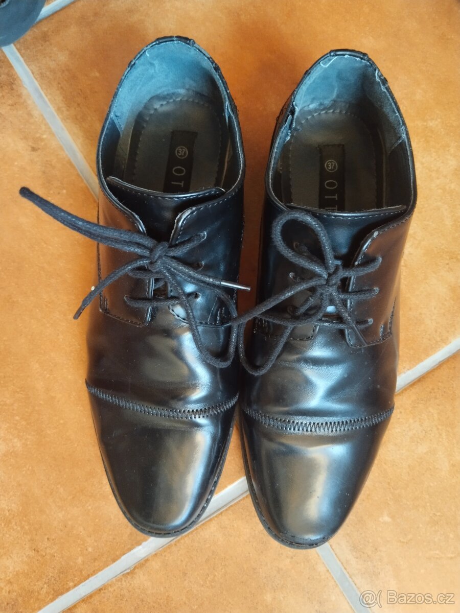 Chlapecké společenské boty vel.37 - 2