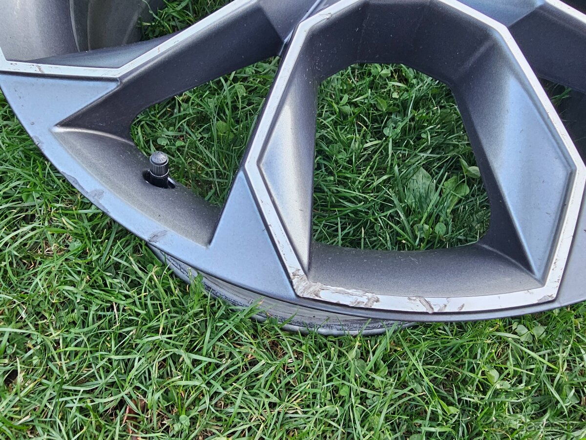 1x Alu disk Škoda X-TREM – 7,5Jx19" - Antracit - 2