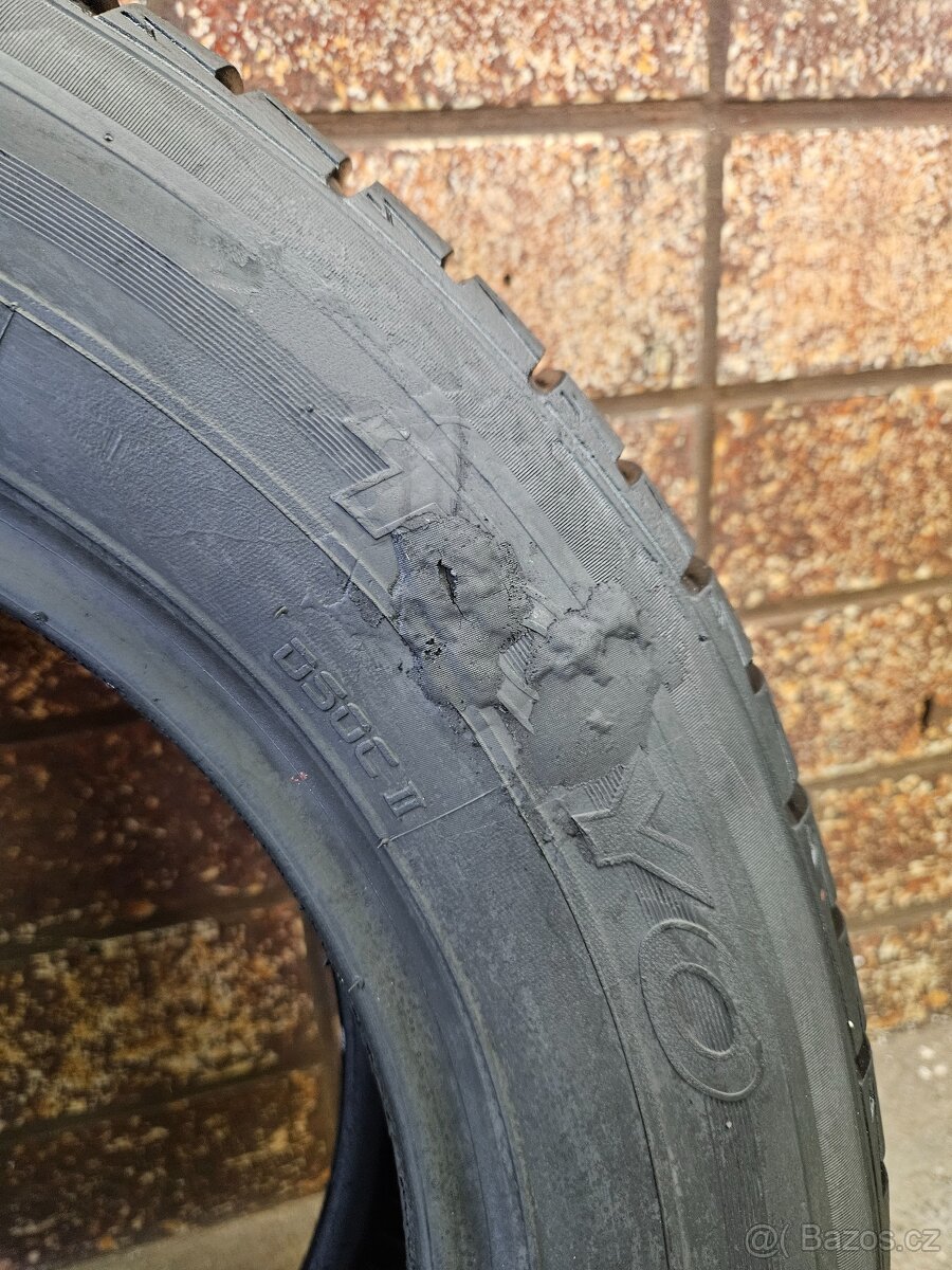 1 zimní pneu TOYO 195/65/15 (č. sady 98) - 2