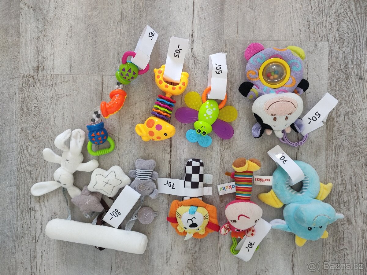 Hračky značky Lamaze, Bandana Buddies, Taf Toys a další - 2