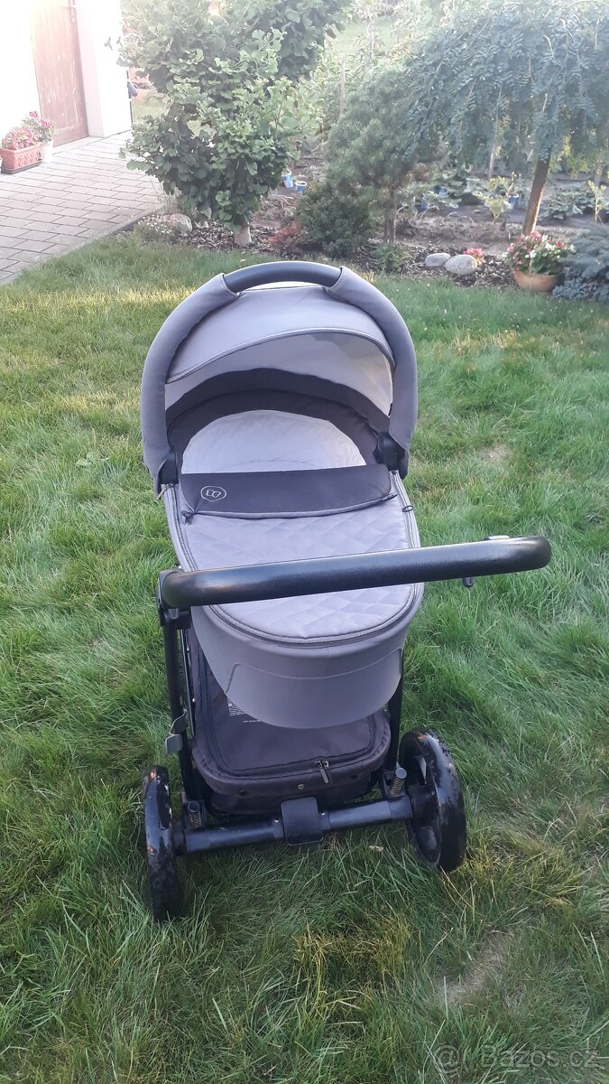 Dětský kočárek - 2