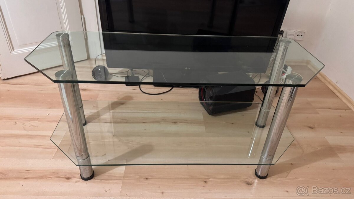 Skleněný konferenční stolek KIKA - 2