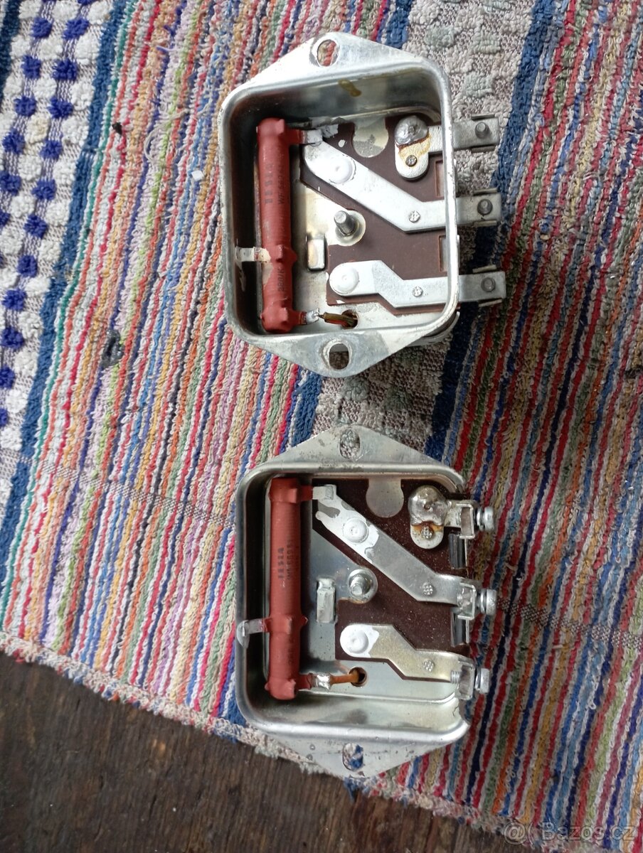 Regulátor dobíjení Jawa - 2