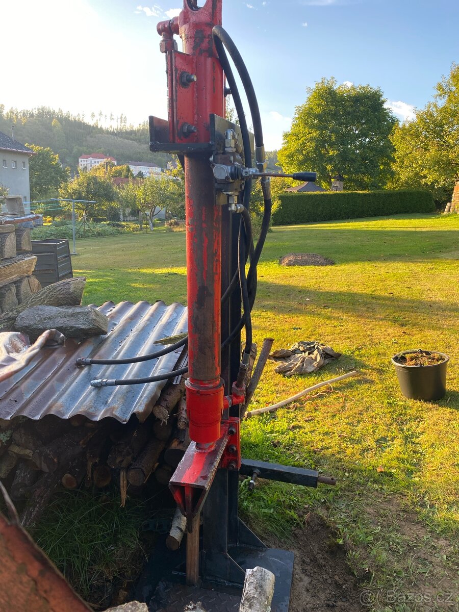 Štípačka za traktor - 2