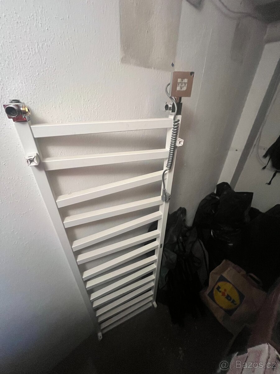 kombinovaný žebřík do koupelny - 2