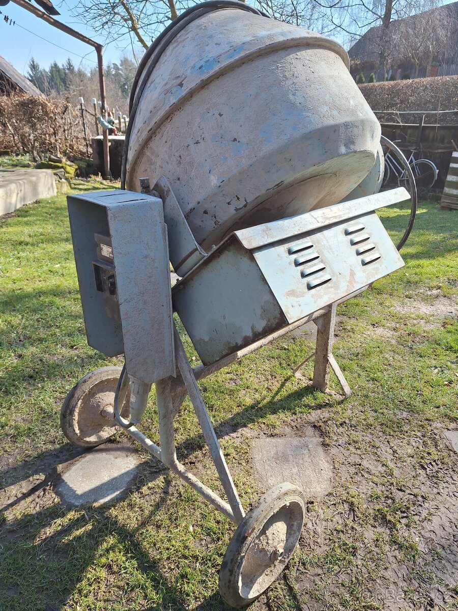 Prodám stavební míchačku - 2