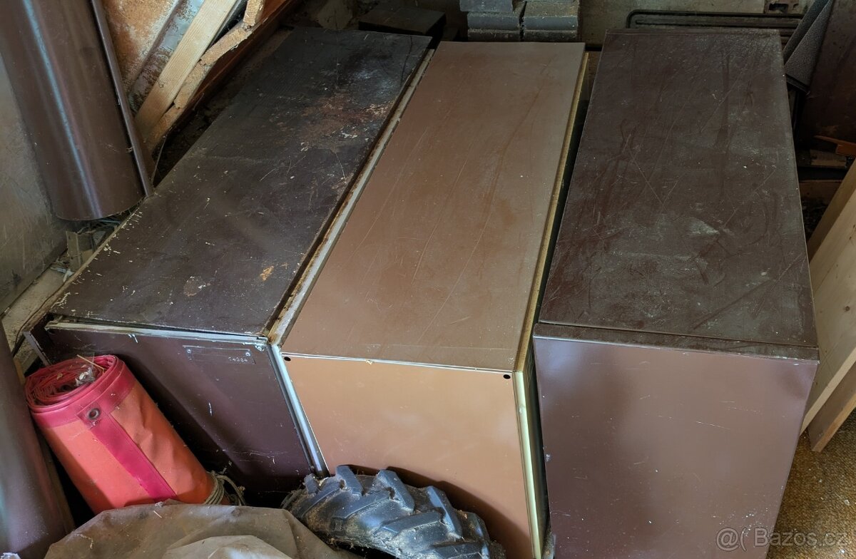 Magnezitové cihly i 2ks akumulačních kamen - 2