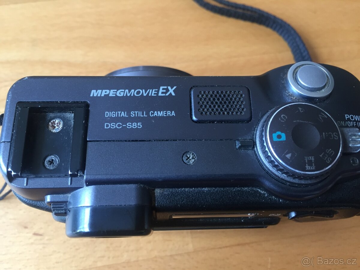 SONY DSC-S85 MPEGMovieEX - 2