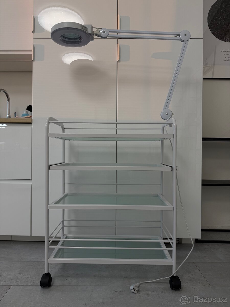 kosmetický stolek Giovanni a lupa s osvětlením - 2