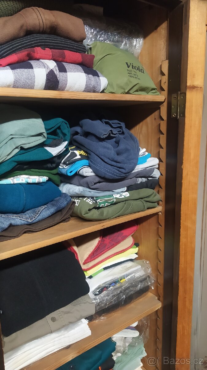 Starožitná skříň - 2