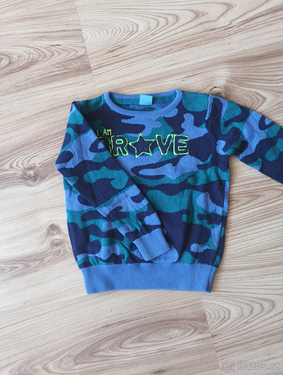 Chlapecký svetřík,trička - 2