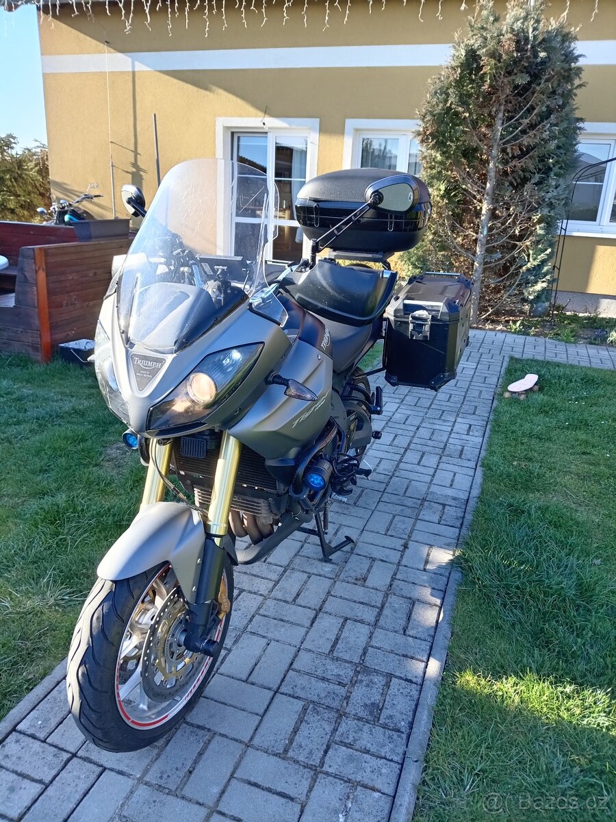 Triumph tiger 1050 - 2