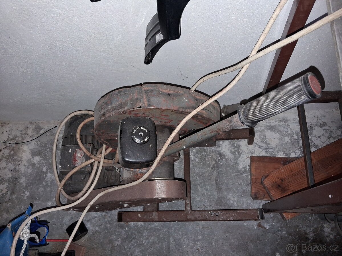 řezačka kovových profilů - 2