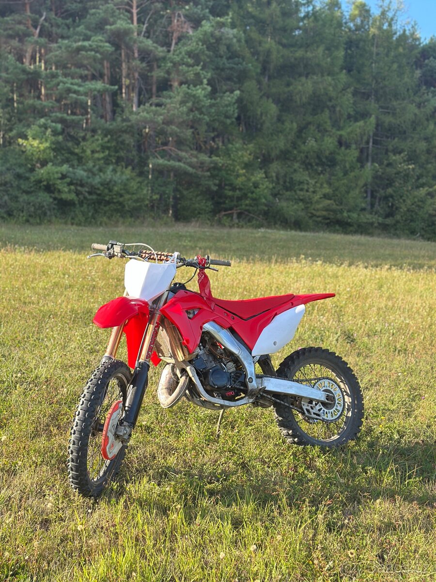 HONDA CR125R - 2