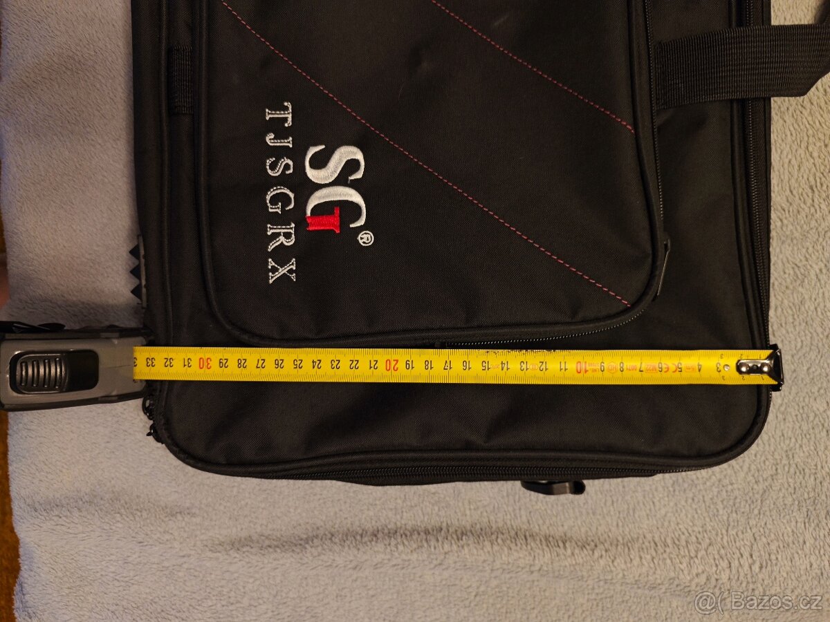 Prodám velkou tašku-pouzdro na pedál board, např Line6 Helix - 2