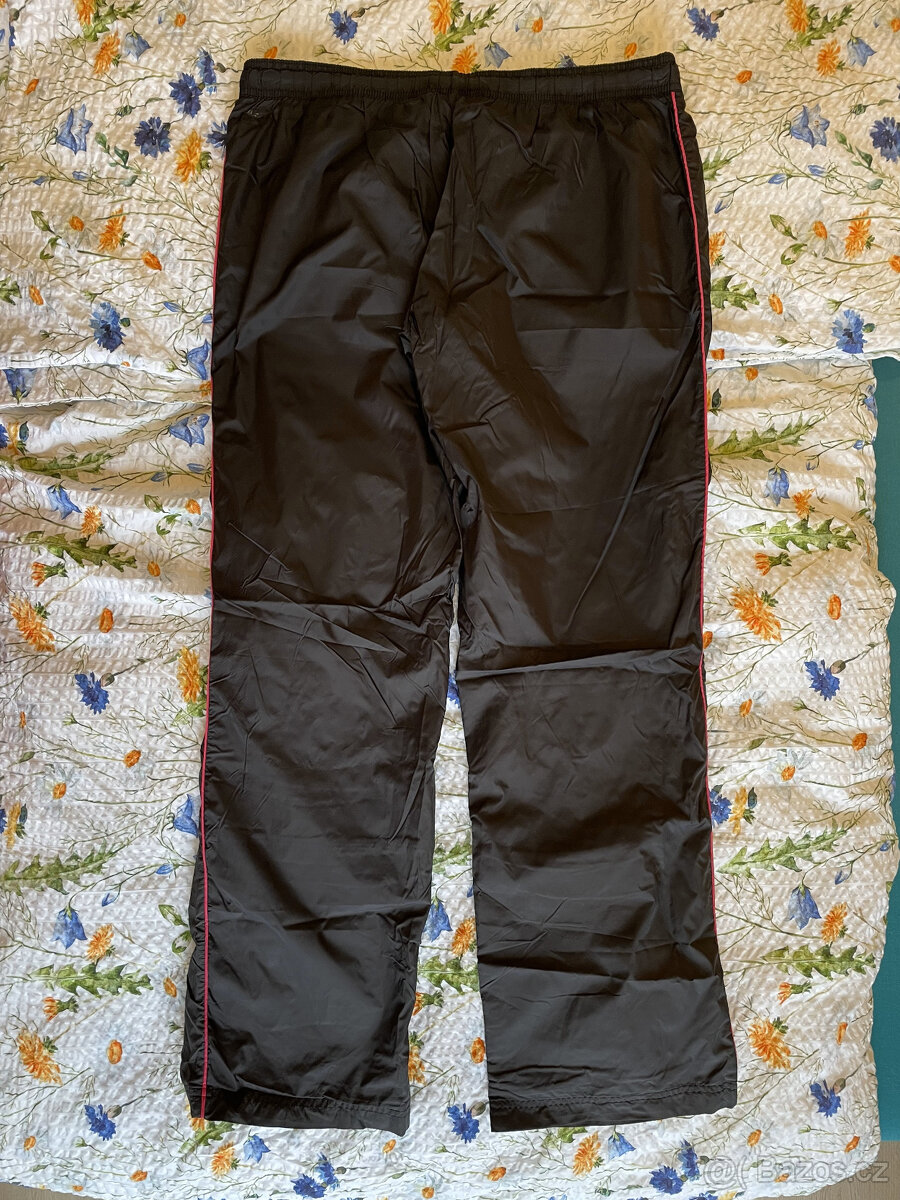 Prodám dámské sportovní šusťákové kalhoty Reebok - 2