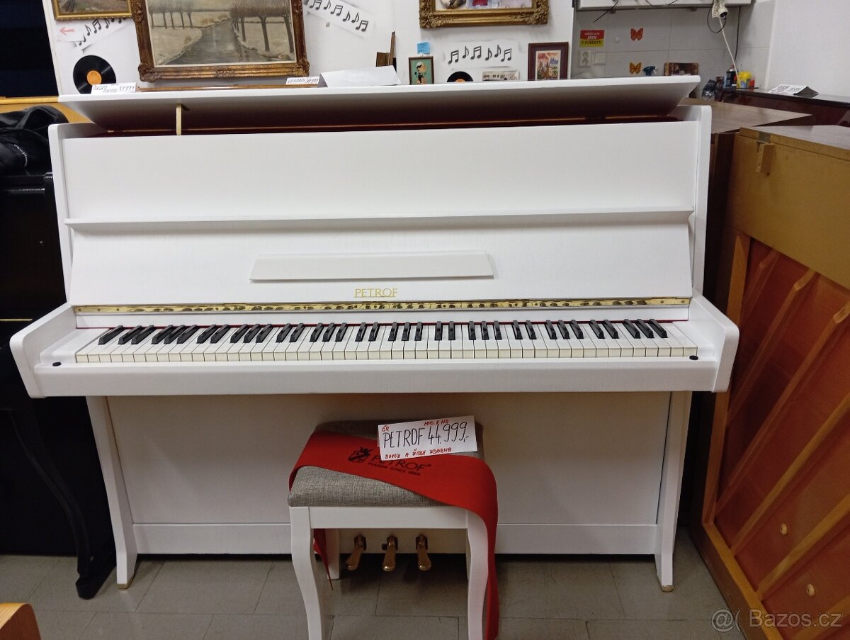 PRODÁNO/Petrof k 114-Dovoz i na Štědrý den 24.12. - 2