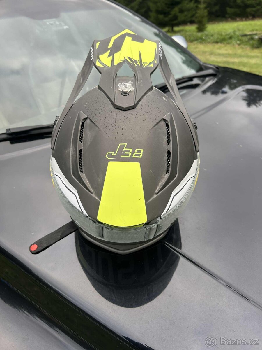 Helma na prodej JUST1 J38 - 2