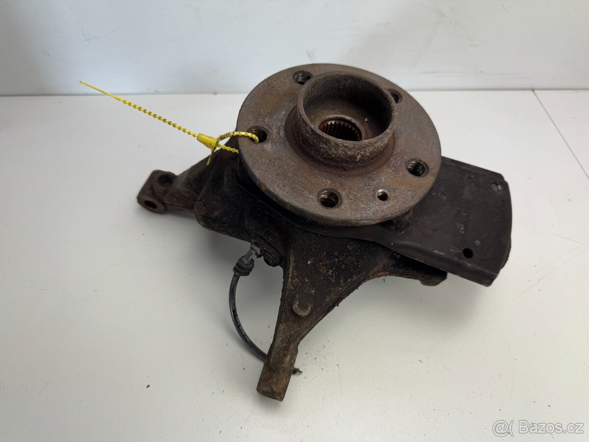 Těhlice Opel Vivaro B 2017 (Trafic, Primastar) levá + pravá - 2