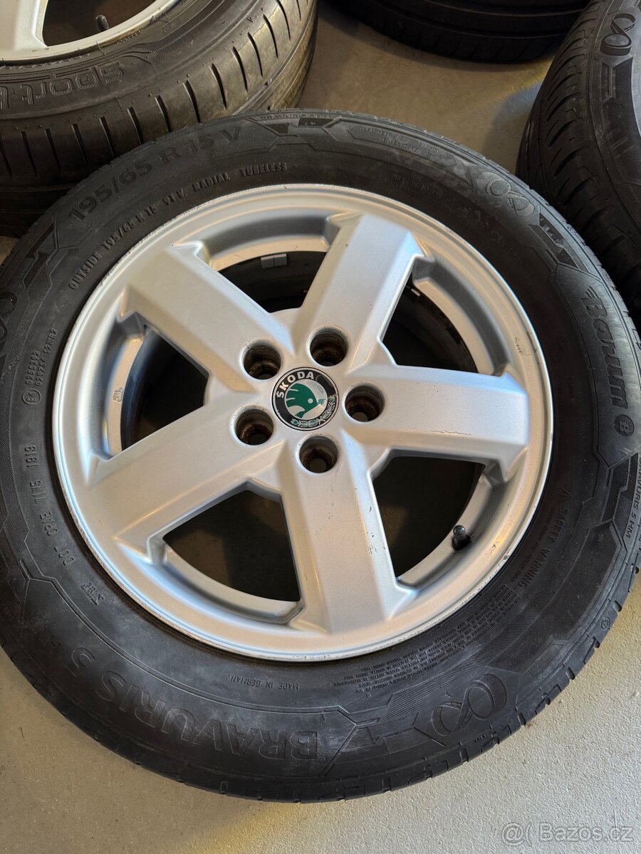 triton 195/65 R15 octavia - 2