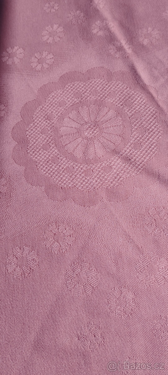 Ubrus ovál 127 x 135 cm - 2