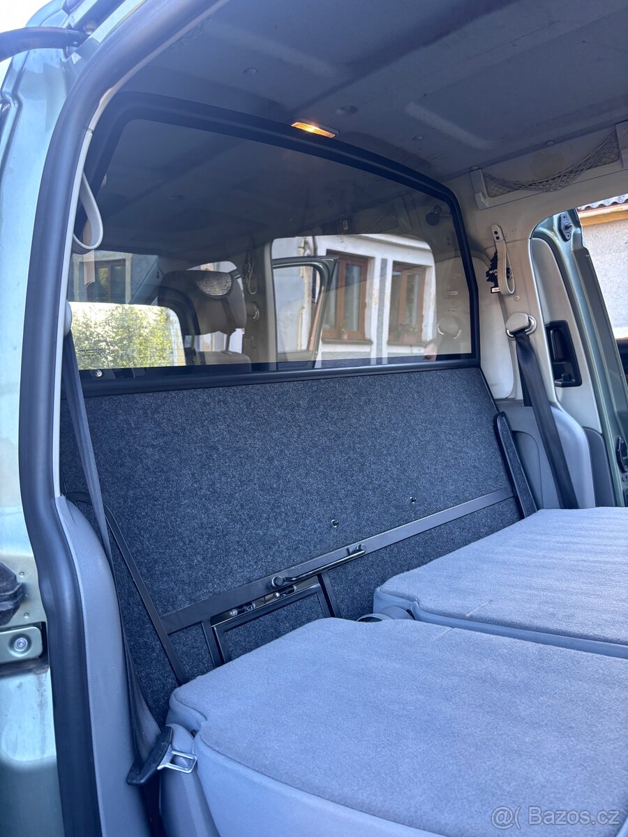 Předělovaci stěna Caddy maxi - 2